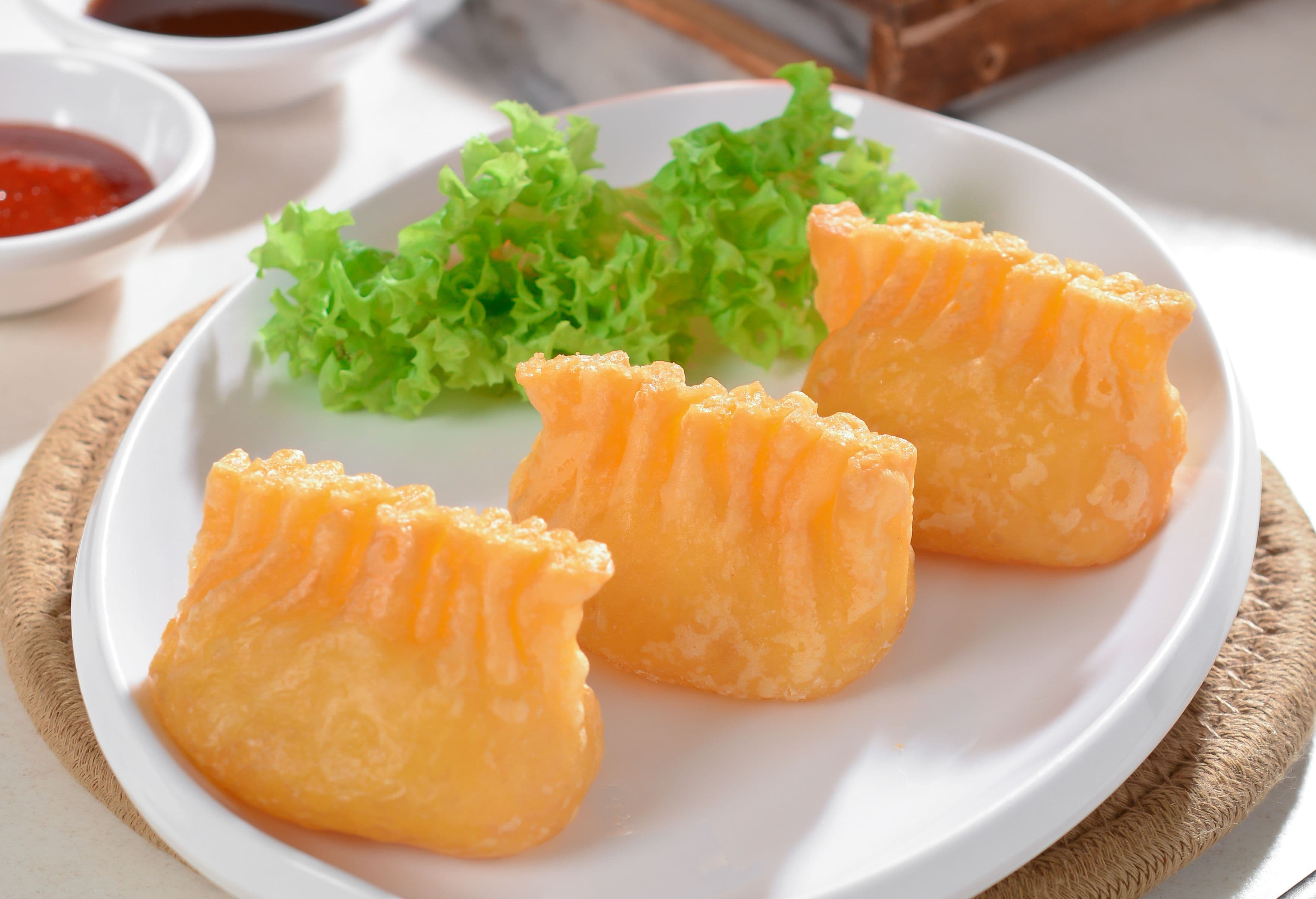 Foo Hou Dim Sum 沙律明虾饺 Deep Fried Salad Prawns
