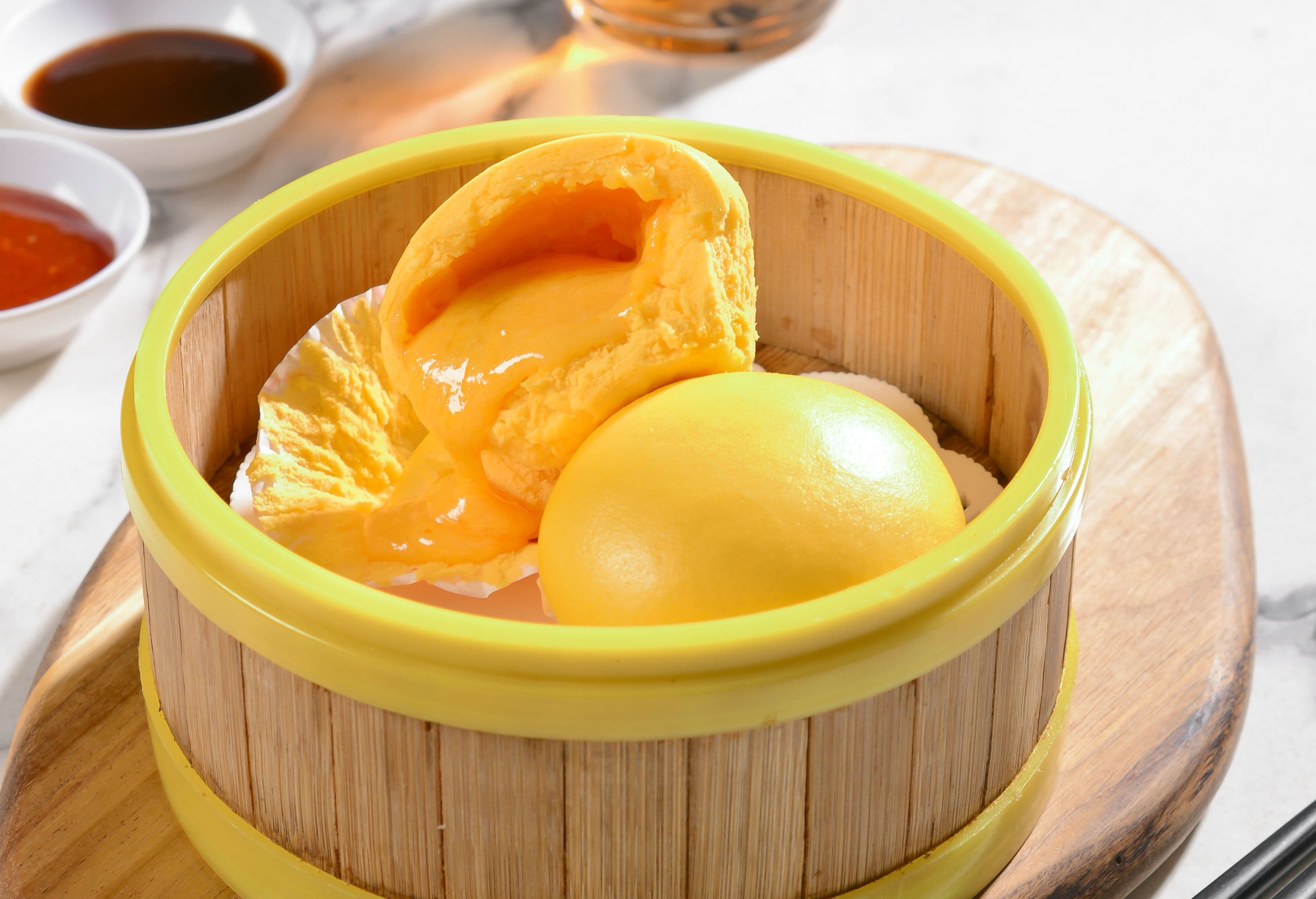 Foo Hou Dim Sum Steamed Golden Salted Egg Bao 咸蛋流沙包